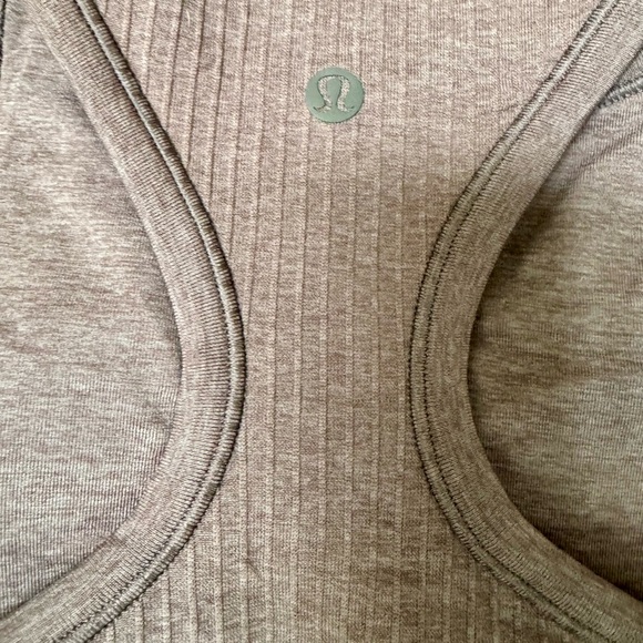 EUC Lululemon Ebb to Street Racerback Crop Tank Bra Army Olive Green - Picture 2 of 2